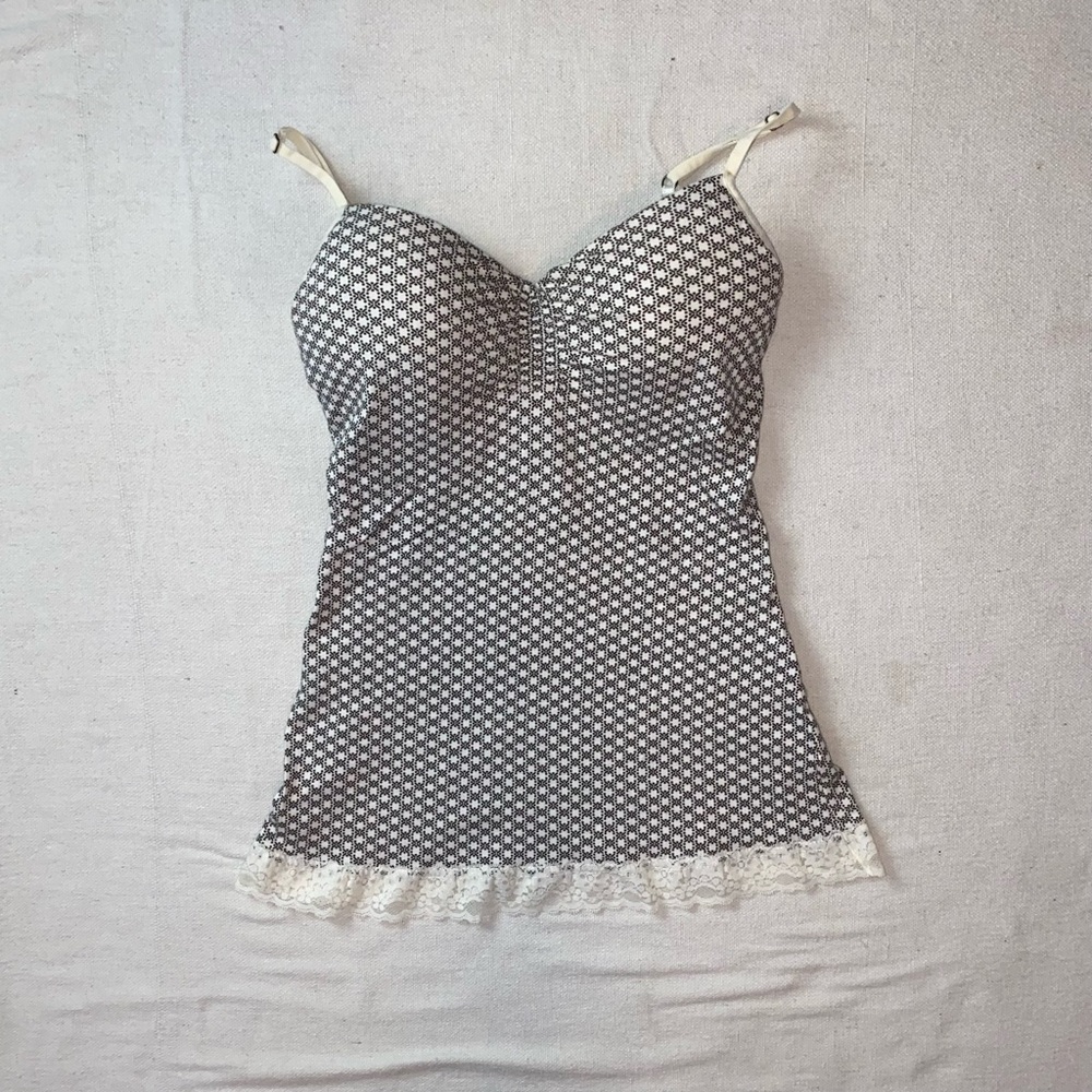 l.e.i. Black and Cream Patterned Chemise with Lace Trim